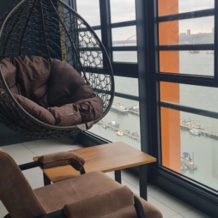 Фотография квартиры Апартаменты Hugge Place Студия с видом на ОБЬ