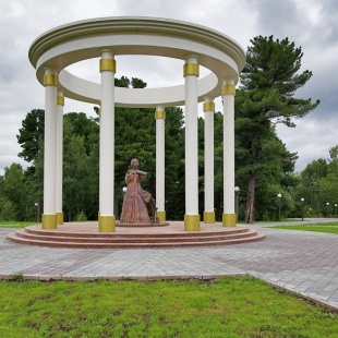 Фотография памятника Памятник Женам Декабристов