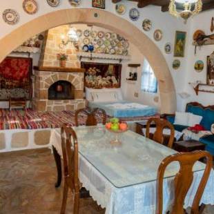 Фотографии гостевого дома
Archontiko Stegna