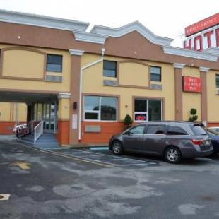 Фотографии гостиницы
Red Carpet Inn Elmwood