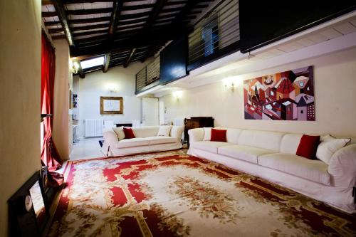 Фотография гостевого дома LM Suites Spagna