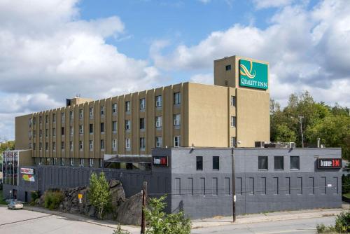 Фотография гостиницы Quality Inn & Conference Centre Downtown Sudbury