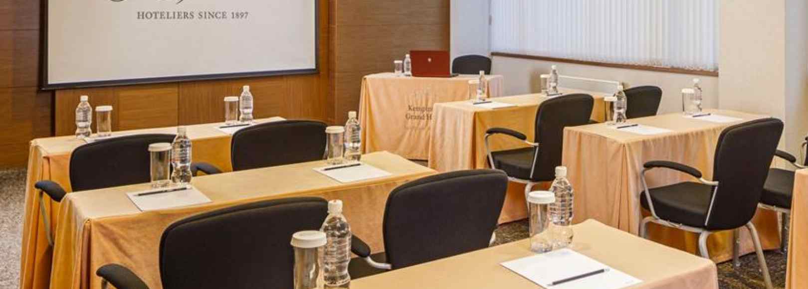 Фотография конференц-зала Бизнес-центр