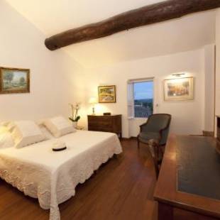 Фотографии мини отеля
La Maison du Peintre en Provence
