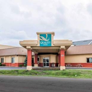Фотографии гостиницы 
            Quality Inn East Indianapolis