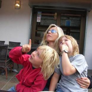 Фотографии мини отеля
Downtown Family&Friends