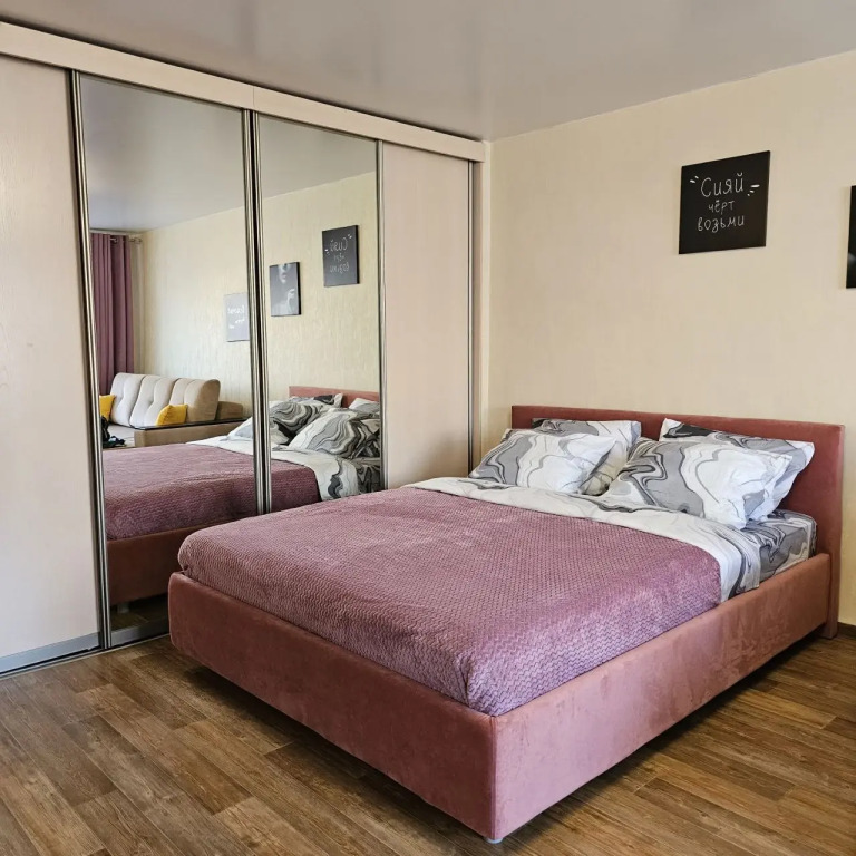 Фотография квартиры Квартира на Елизаровых 19/1