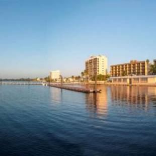 Фотографии гостиницы 
            Best Western Fort Myers Waterfront