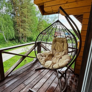 Фотография Коттеджа Шале Просторное Двухуровневое на Горнолыжном Курорте Солнечная Долина