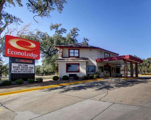 Фотография гостиницы Econo Lodge Biloxi Beach North