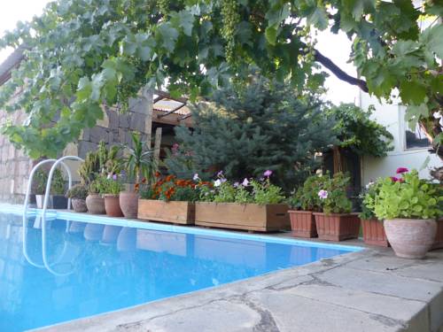 Фотографии мини отеля
Green Stone Boutique Hotel