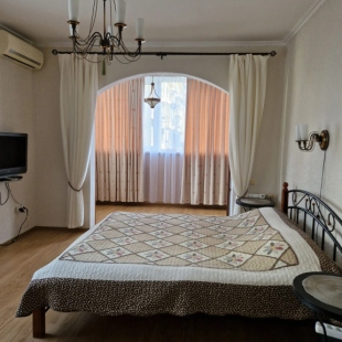 Фотография квартиры Апартаменты 3-х комнатные Солнечная Сторона Парковка бесплатная