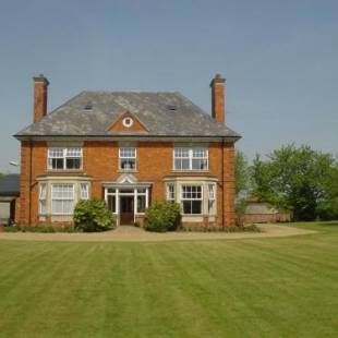 Фотографии мини отеля 
            Furtho Manor Farm