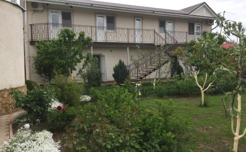 Фотография гостевого дома Уют в Морском переулке