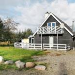 Фотография гостевого дома Six-Bedroom Holiday home in Vestervig