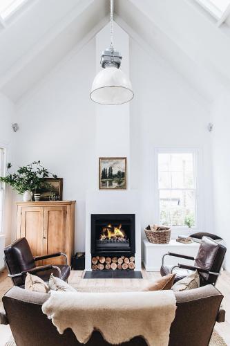 Фотография гостевого дома The Garden Loft at Poets Lodge