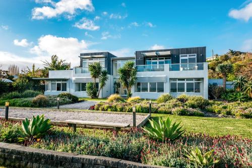 Фотография мини отеля Waiheke Waterfront Lodge