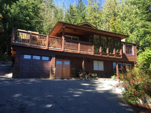 Фотография гостевого дома Garden Bridge House