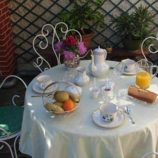 Фотографии мини отеля
B&B Le Cottage Paris Saclay