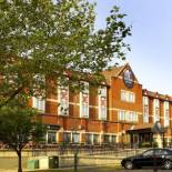 Фотография гостиницы Village Hotel Cardiff