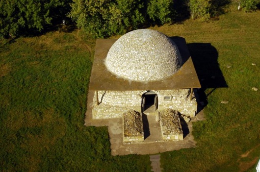Фотографии памятника архитектуры
Северный мавзолей