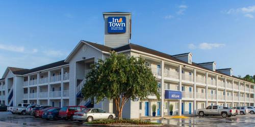 Фотография гостиницы InTown Suites Extended Stay Jacksonville FL - Beach Blvd