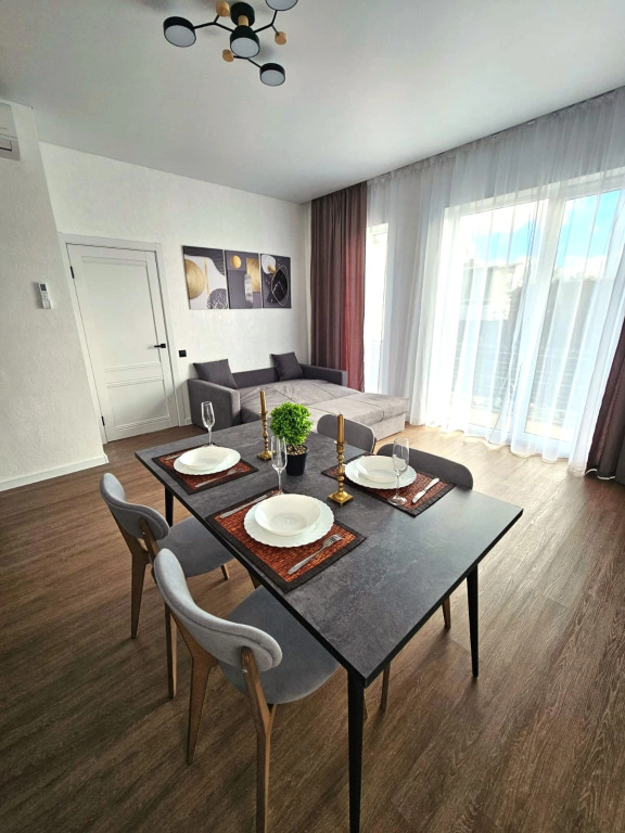 Фотография Коттеджа Частный дом Дом у озера Белая дача