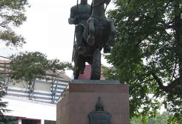 Фотография достопримечательности Памятник русскому витязю