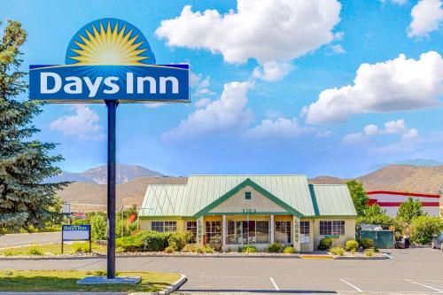 Фотография гостиницы Days Inn by Wyndham Carson City