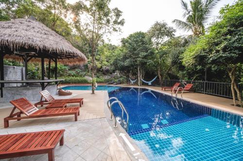 Фотография хостела The Dearly Koh Tao Hostel-SHA Plus