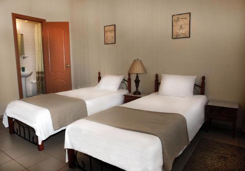 Фотографии апарт отеля 
            Пятый океан