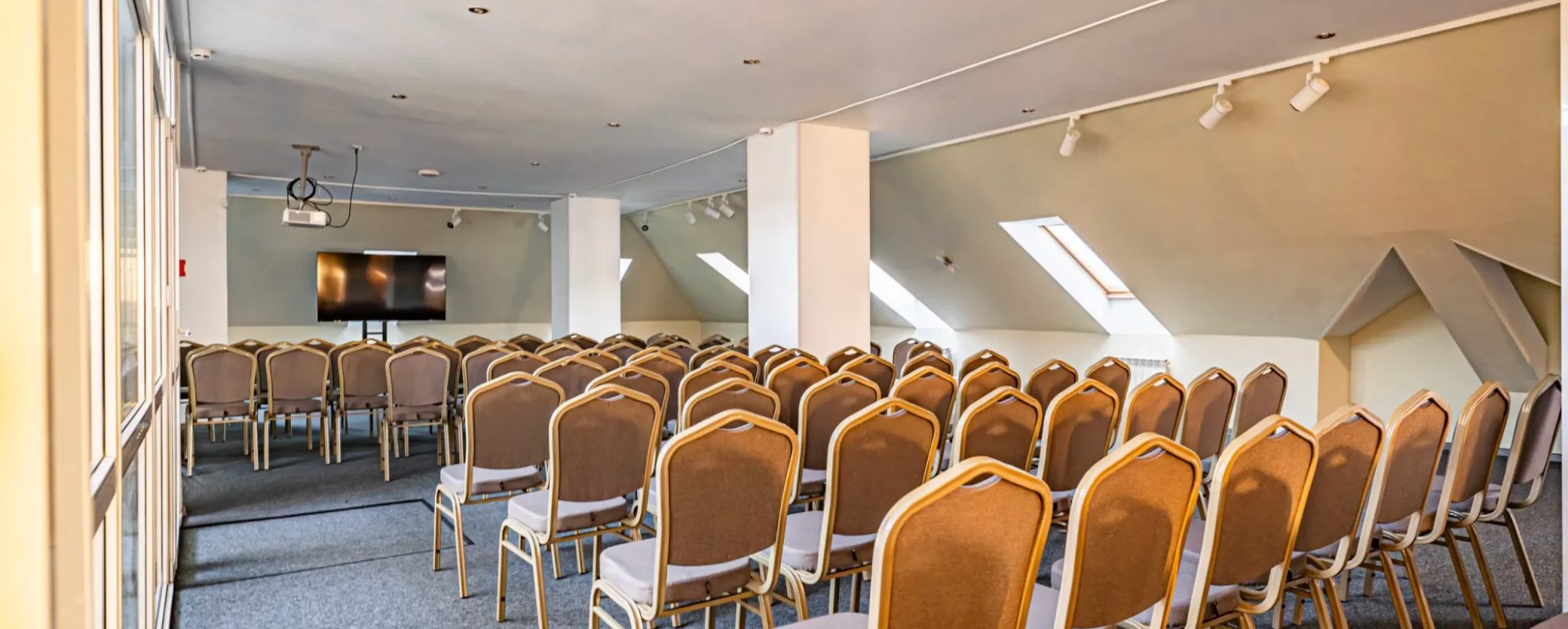 Фотографии конференц-зала Глинкина