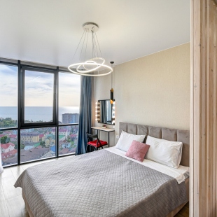 Фотография квартиры Апартаменты Красивые апартаменты MorskayaSimfonya-2 с панорамой на море, бассейном на территории ЖК