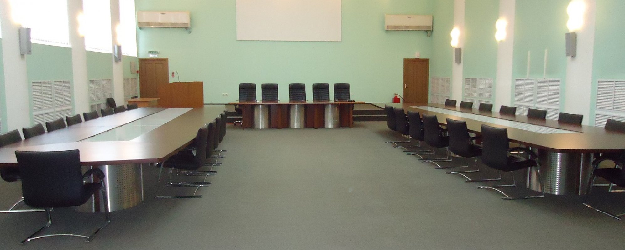 Фотографии концертного зала Конференц-зал ДК Железнодорожник