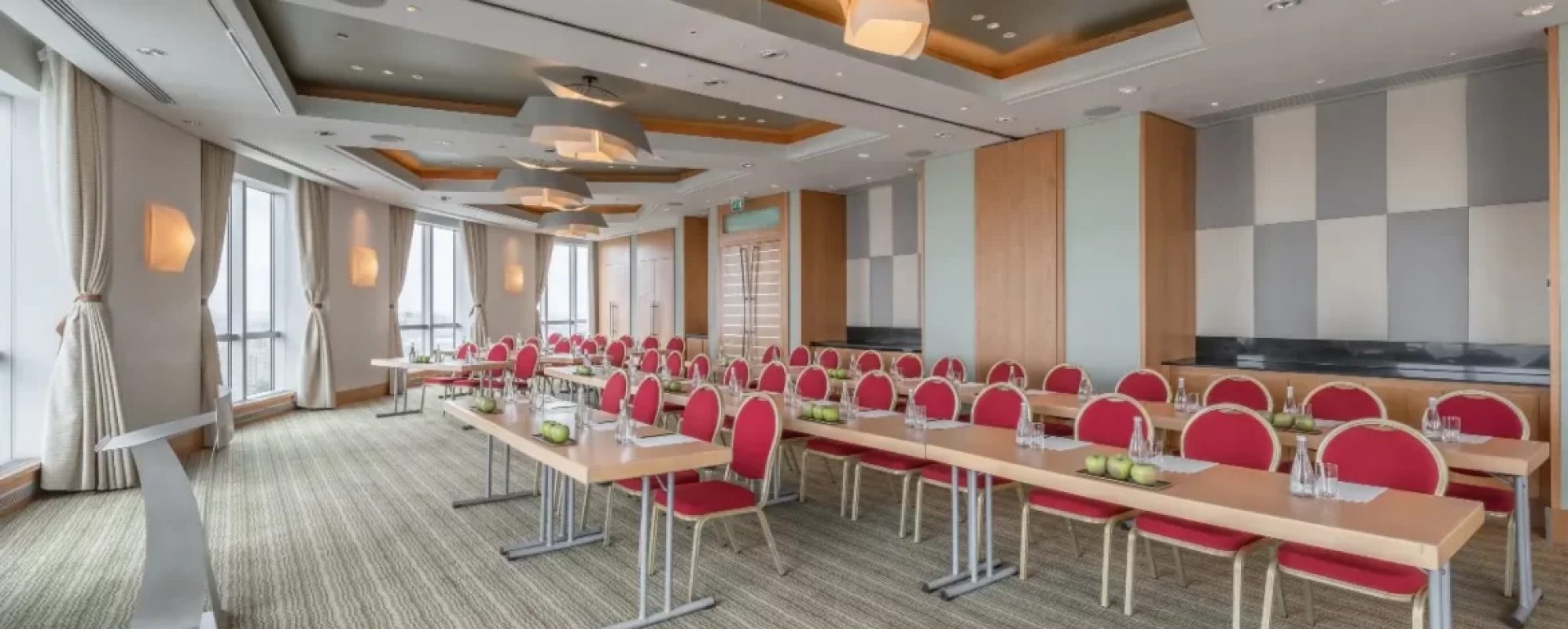 Фотографии конференц-зала Давос