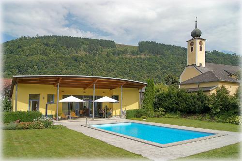 Фотография гостевого дома Gasthof-Pension Schütz