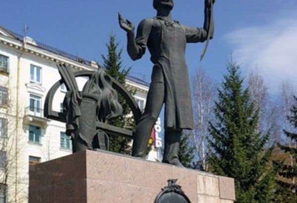 Фотография памятника Памятник И.Н. Бушуеву