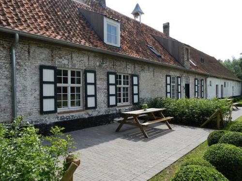 Фотография гостевого дома Modern Holiday Home in Damme with Private Garden