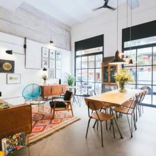 Фотографии гостевого дома
Magatzem 128