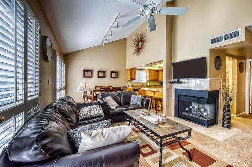 Фотография гостевого дома Penthouse at the Village