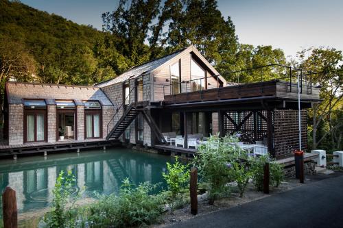 Фотография гостевого дома Загородный Клуб Кордон