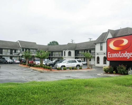 Фотография гостиницы Econo Lodge Chesapeake Route 13 and I-464