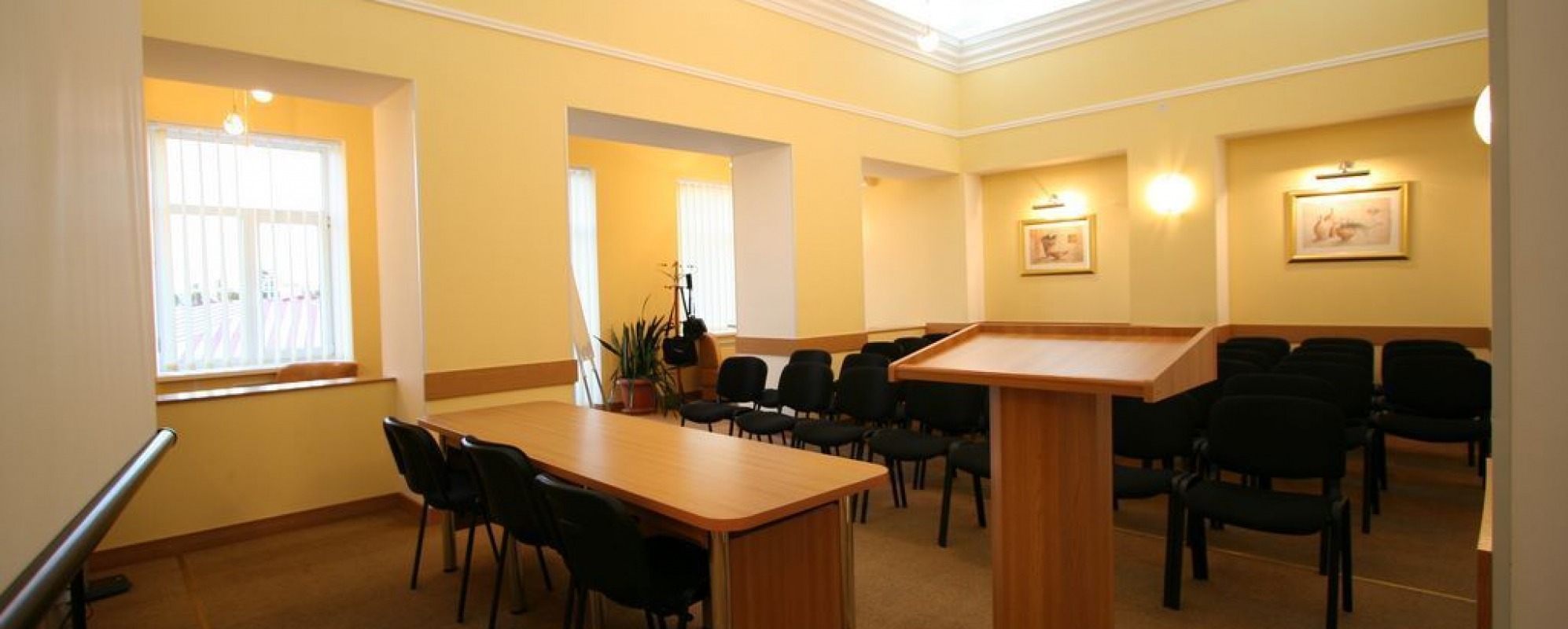 Фотографии конференц-зала Конференц-зал №1