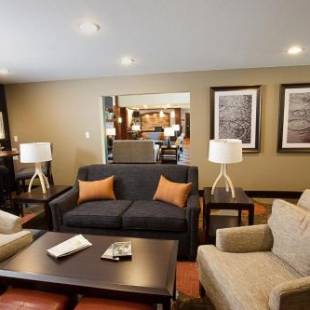 Фотографии гостиницы 
            Staybridge Suites Montgomery - Downtown, an IHG Hotel