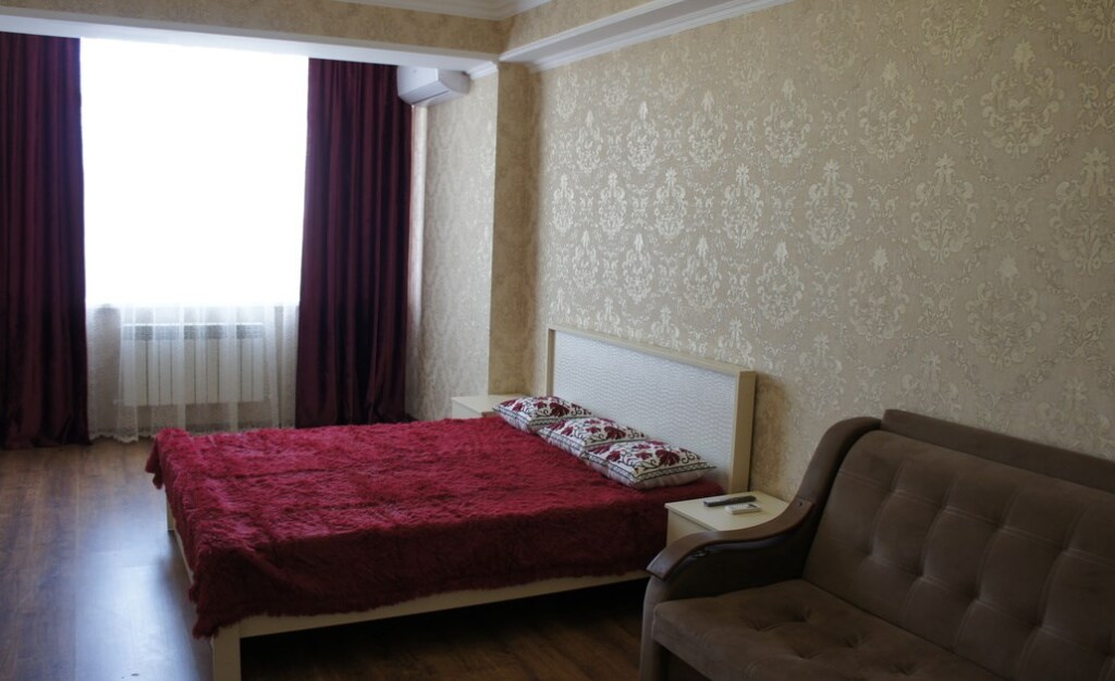 Фотография квартиры Апартаменты КвартОтель на М.Горького 85Б 12