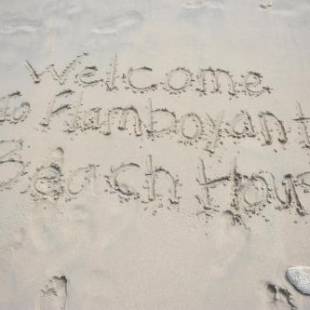 Фотография гостевого дома Flamboyant Beach House