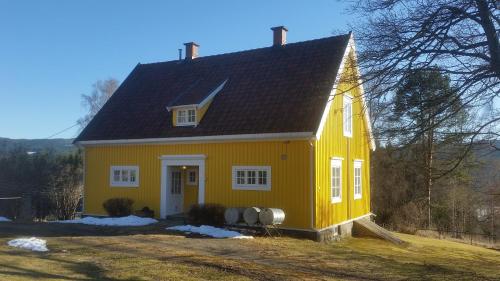 Фотография гостевого дома Det Gule Huset Hurdal