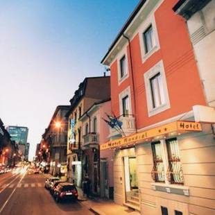 Фотографии гостиницы
Hotel Mondial