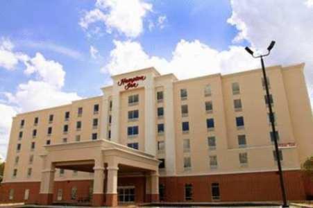 Фотография гостиницы Hampton Inn Petersburg - Southpark Mall