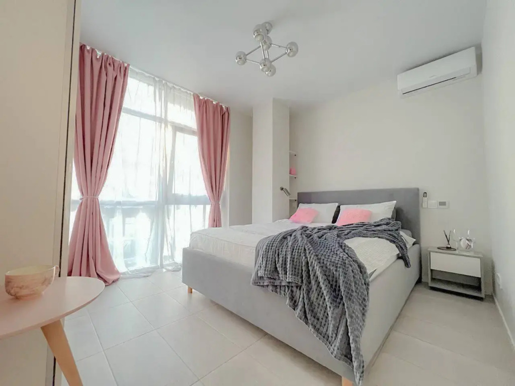 Фотография квартиры Апартаменты Новые Дизайнерские Двухуровневые